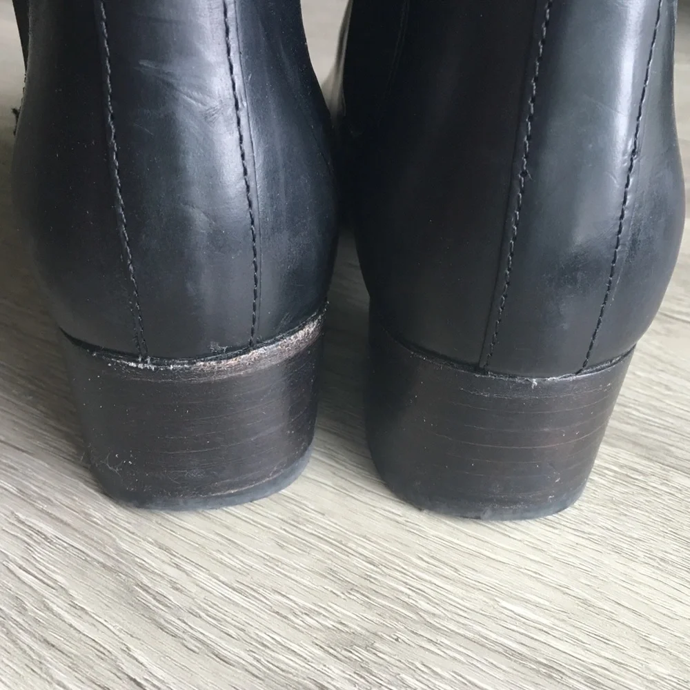 Frye Dara Chelsea Black Genuine Leather Mini Heel Designer Ankle Boots